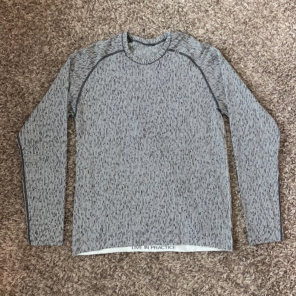 Lululemon Metal Vent Tech Long Sleeve Shirt 2.0 - Size Medium